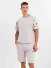 Мужской спортивный костюм