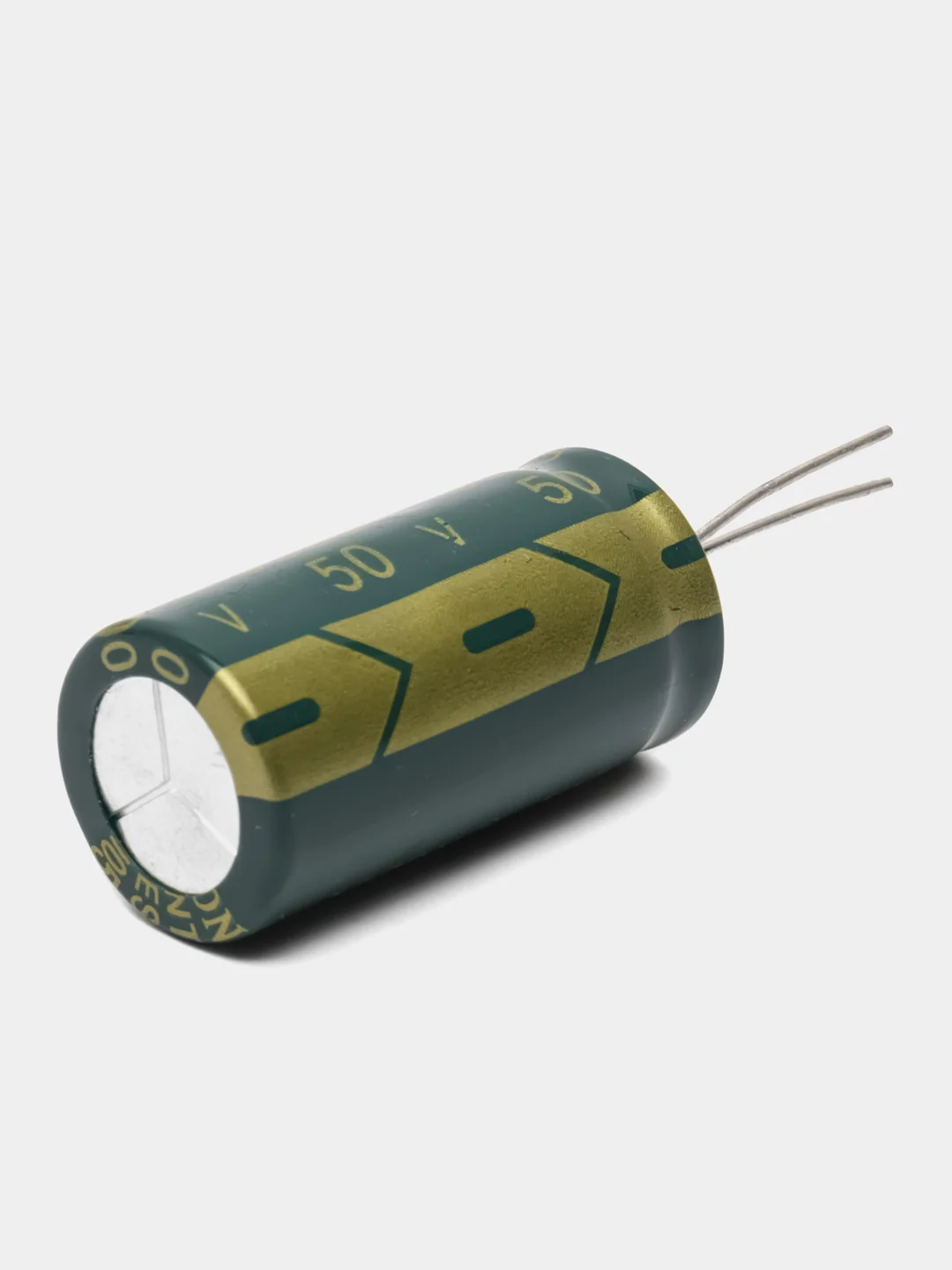 3300мкФ 50в Конденсатор электролитический 3300UF 50V 105C 18х35мм