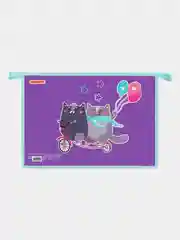 Папка для тетрадей ПИФАГОР "Bike cats", А4, 1 отделение, картон/пластик, на молнии