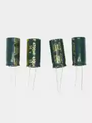 4700мкФ 35в Конденсатор электролитический 4700UF 35V 105C 16х30мм