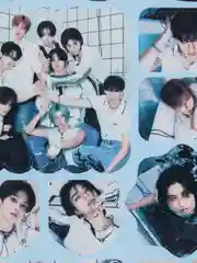 Бежевый меланж наклейки Стикерпак K-POP Stray Kids(Стрей Кидс),Blackpink(Блэкпинк),BTS (БТС) 12 листов