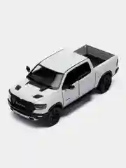 Белый машинка металлическая Kinsmart 1:46 2019 Dodge RAM 1500 (Додж Рам) KT5413D