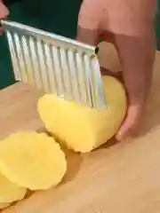 Нож фигурный для нарезки картофеля фри / рифленый нож кухонный / нож волнистый , слайсер