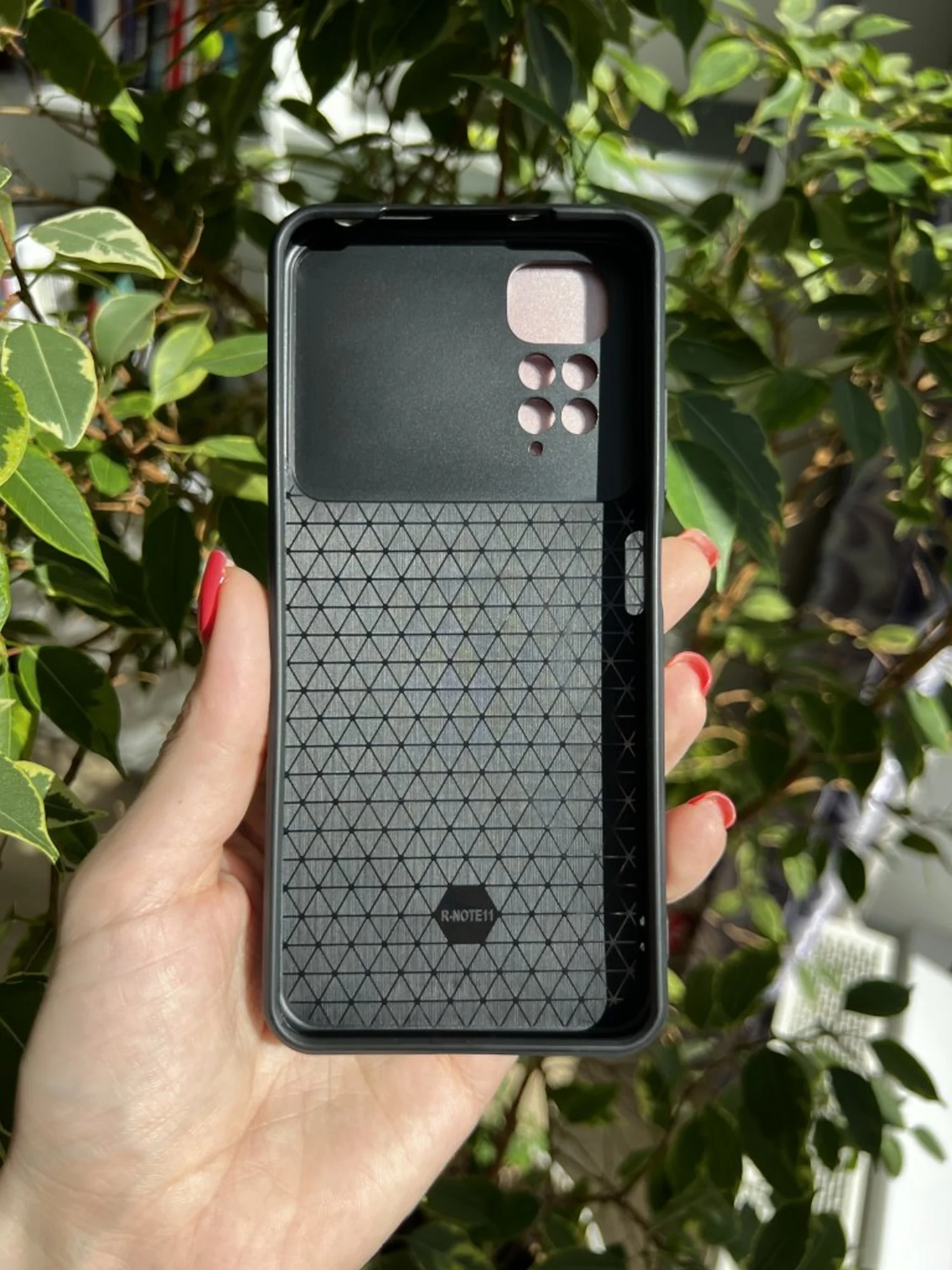 Красный чехол противоударный armors для Xiaomi Redmi Note 11 и Note 11S 4G с защитой камеры