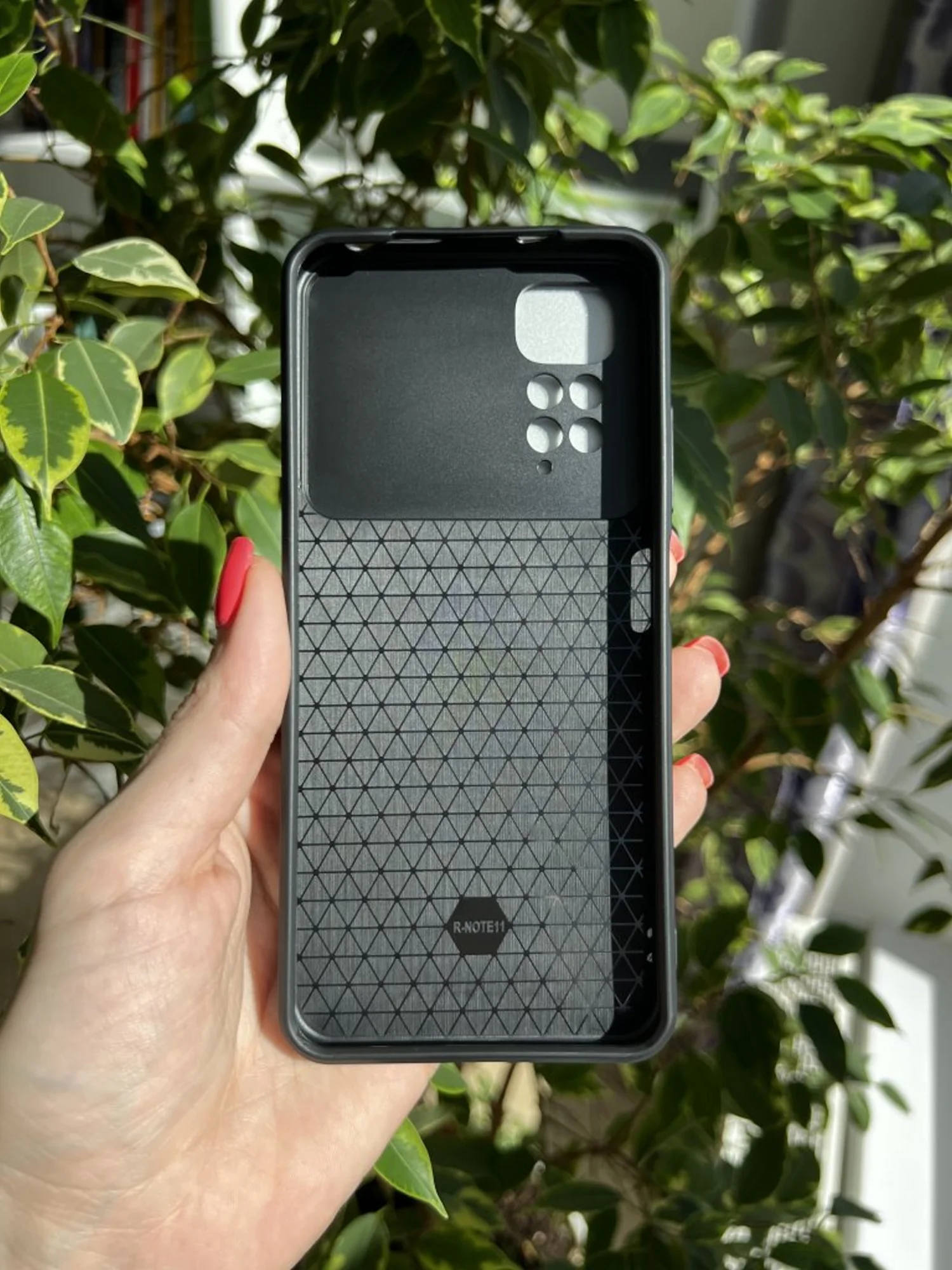 Серебряный чехол противоударный armors для Xiaomi Redmi Note 11 и Note 11S 4G с защитой камеры