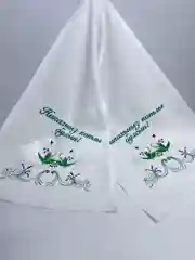 Тёмно-зелёный рушник свадебный на никах с вышивкой лебеди