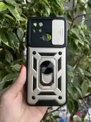 Золотой чехол противоударный armors для Xiaomi Redmi 10C и Poco C40 / Редми 10С и Поко С40