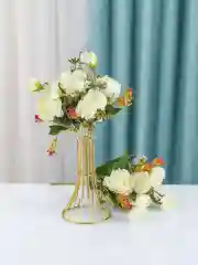Молочный искусственные цветы пионы, камелии, розы, букет