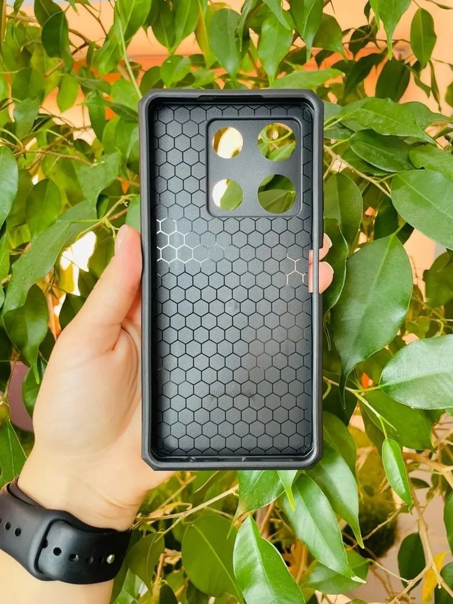 Золотой чехол противоударный military для Infinix Note 30 Pro / Инфиникс Ноте 30 Про
