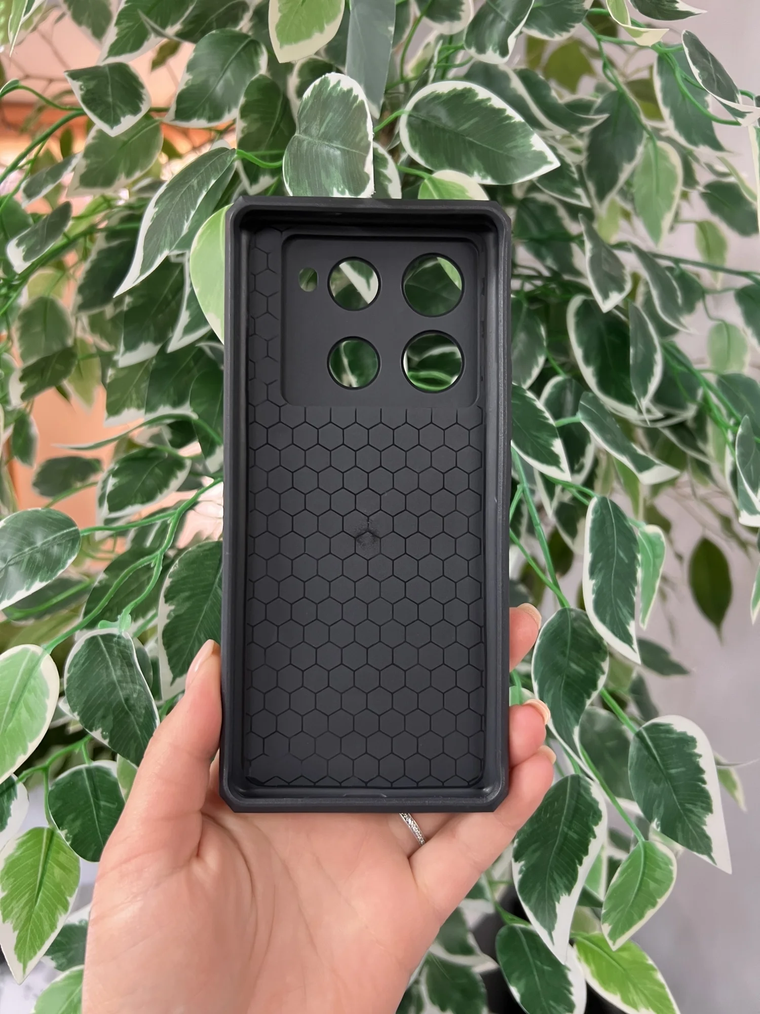 Черный чехол противоударный military для Infinix Note 40 Pro 4G и Note 40 Pro Plus