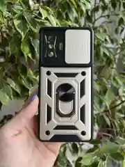Золотой чехол противоударный armors для Xiaomi Poco F4 GT / Поко Ф4 ГТ с защитой камеры