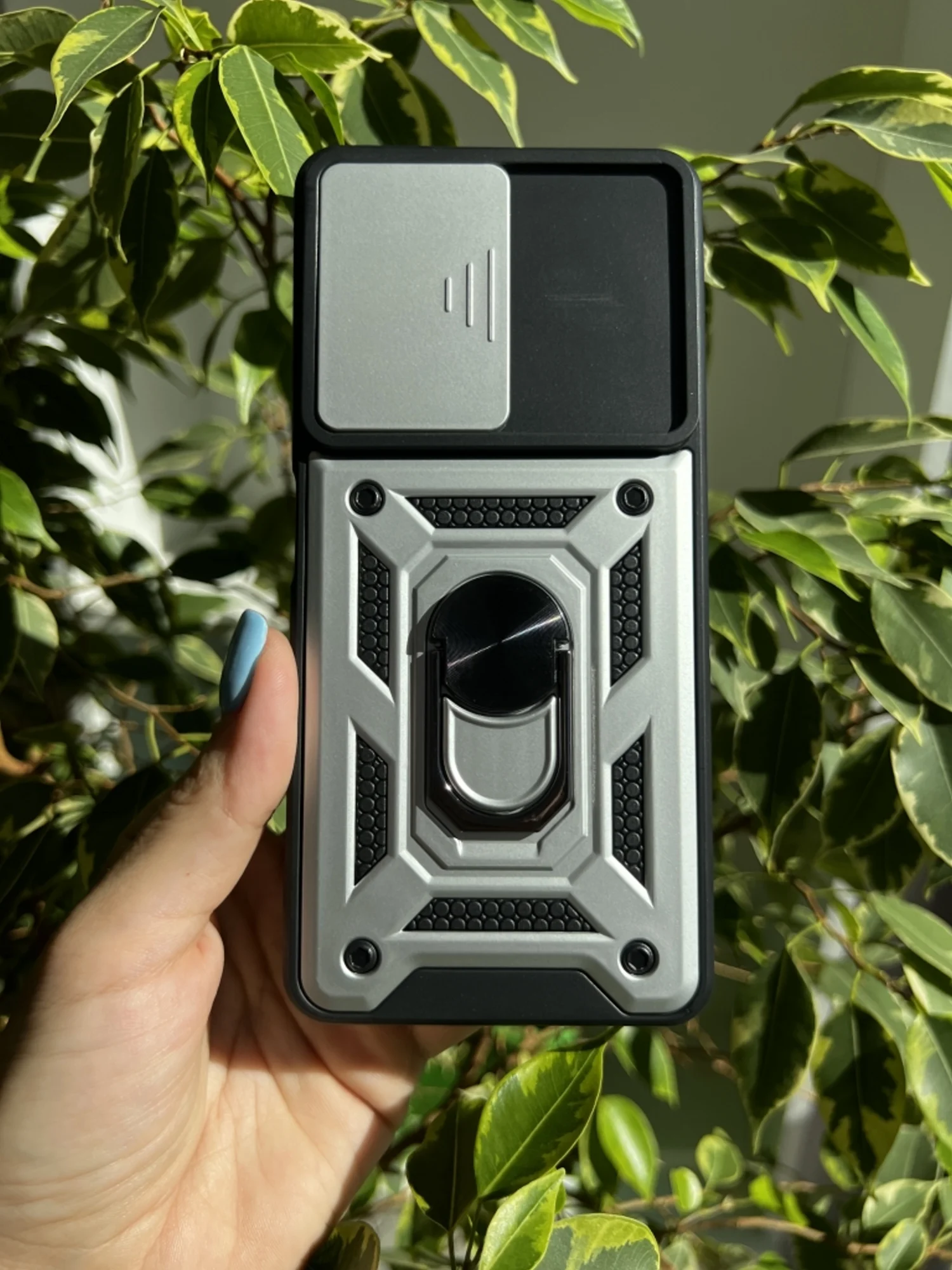 Серебряный чехол противоударный armors для Xiaomi Poco F4 / Поко Ф4 с защитой камеры