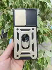 Золотой чехол противоударный armors для Xiaomi Poco F4 / Поко Ф4 с защитой камеры