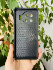 Золотой чехол противоударный military для Tecno Spark 20 Pro Plus / Техно Спарк 20 Про +