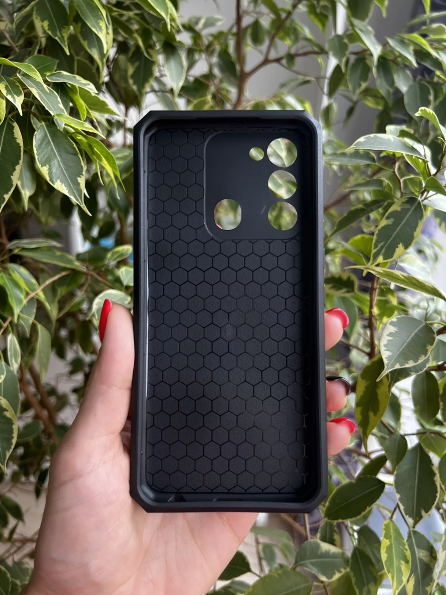 Красный чехол противоударный military для Tecno Spark 8C и Spark GO 2022/Техно 8С и Спарк ГО 2022