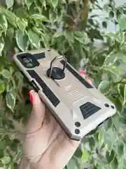 Золотой чехол противоударный military для Tecno Spark 8P / Техно Спарк 8Р