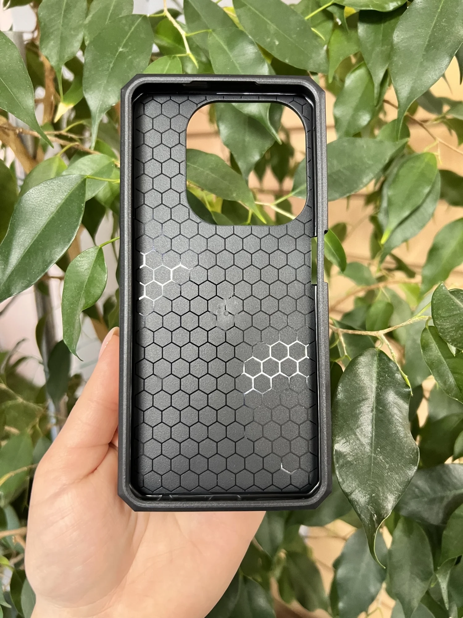 Золотой чехол противоударный military для Tecno Spark GO 2024 и Spark 20 и Spark 20C и Pop 8