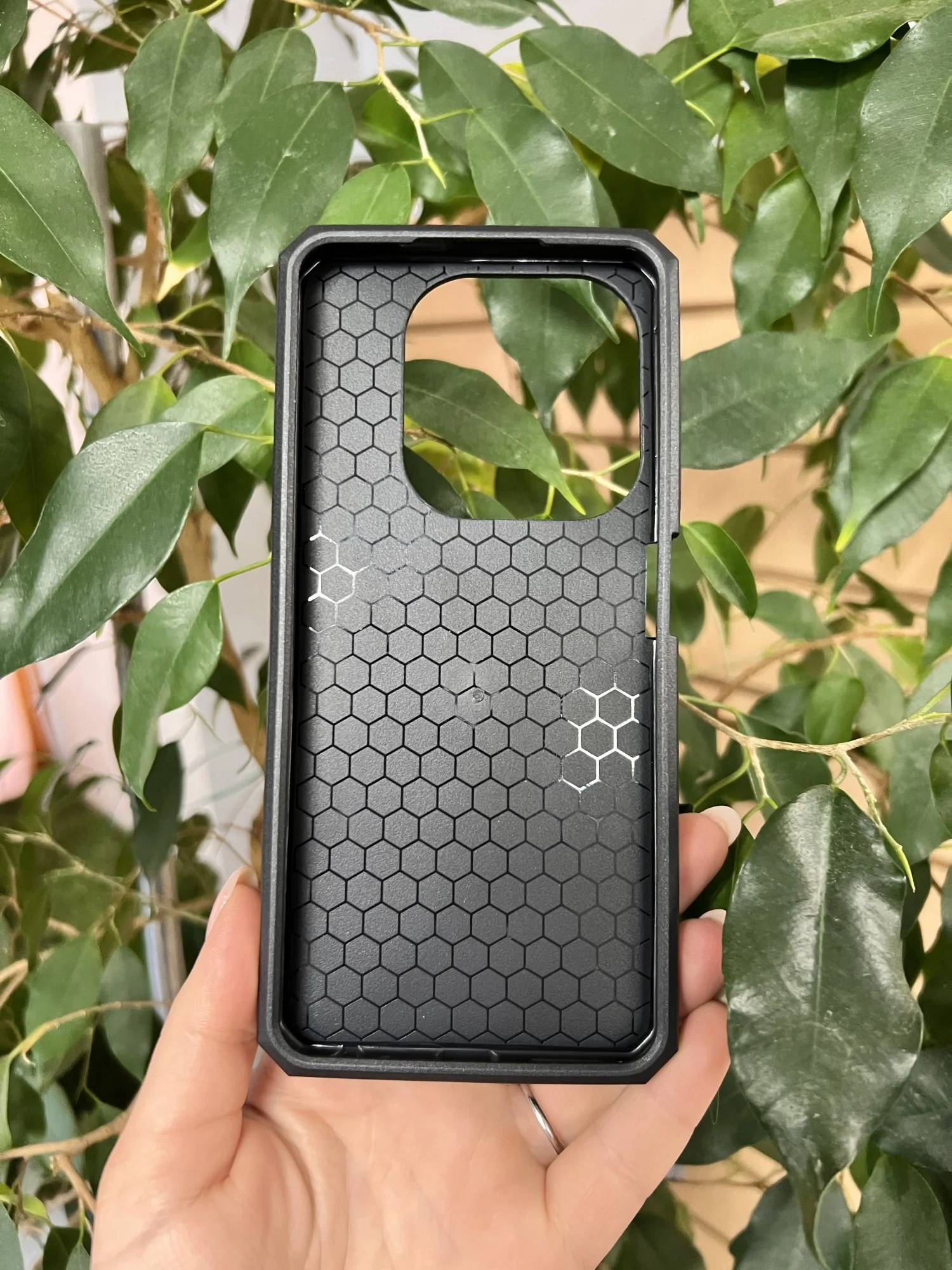 Черный чехол противоударный military для Infinix Hot 40i и Smart 8 / Инфиникс Хот 40i и Смарт 8