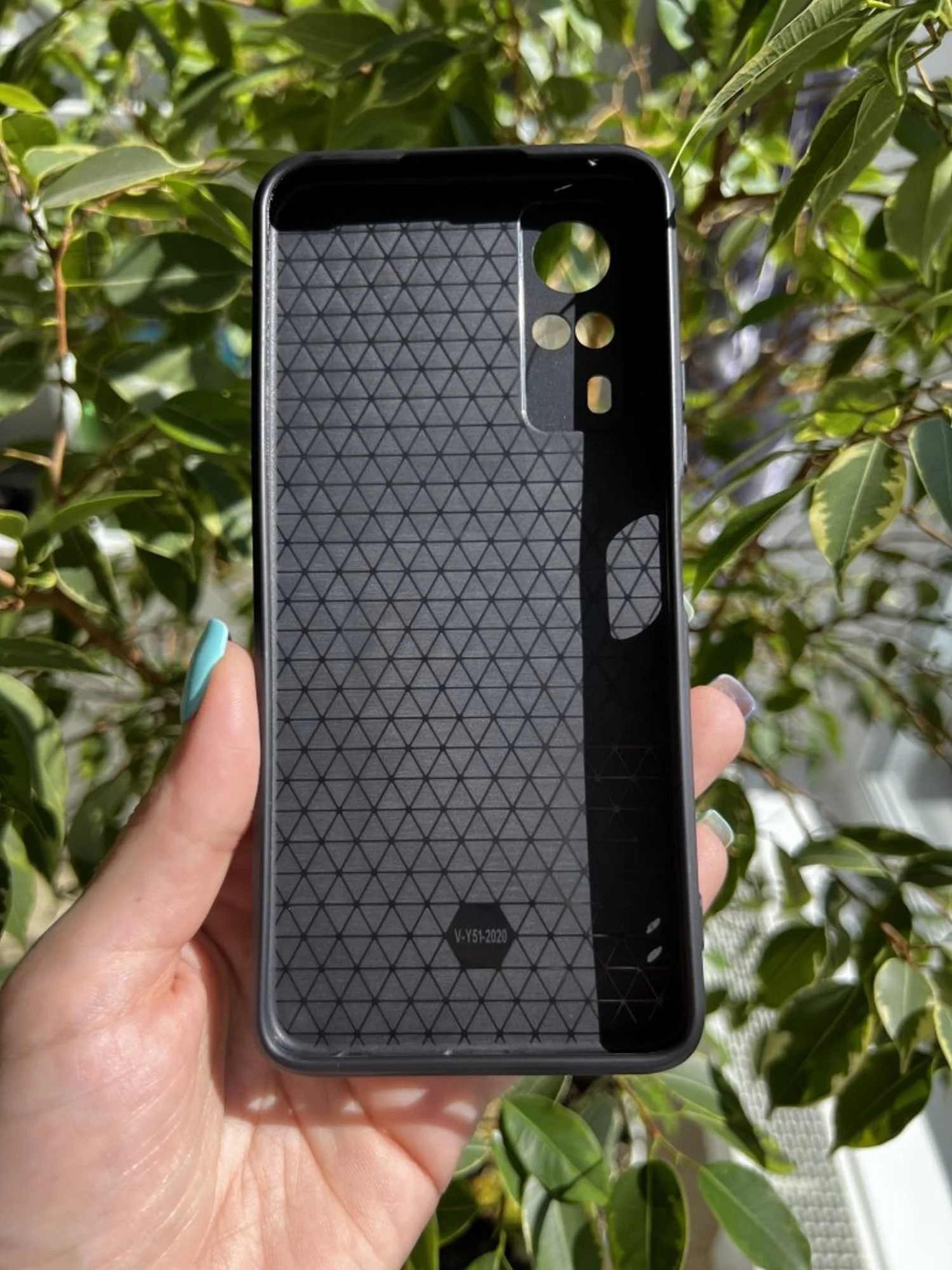 Золотой чехол противоударный armors для Vivo Y31 и Y53S / Виво У31 и У53S с защитой камеры