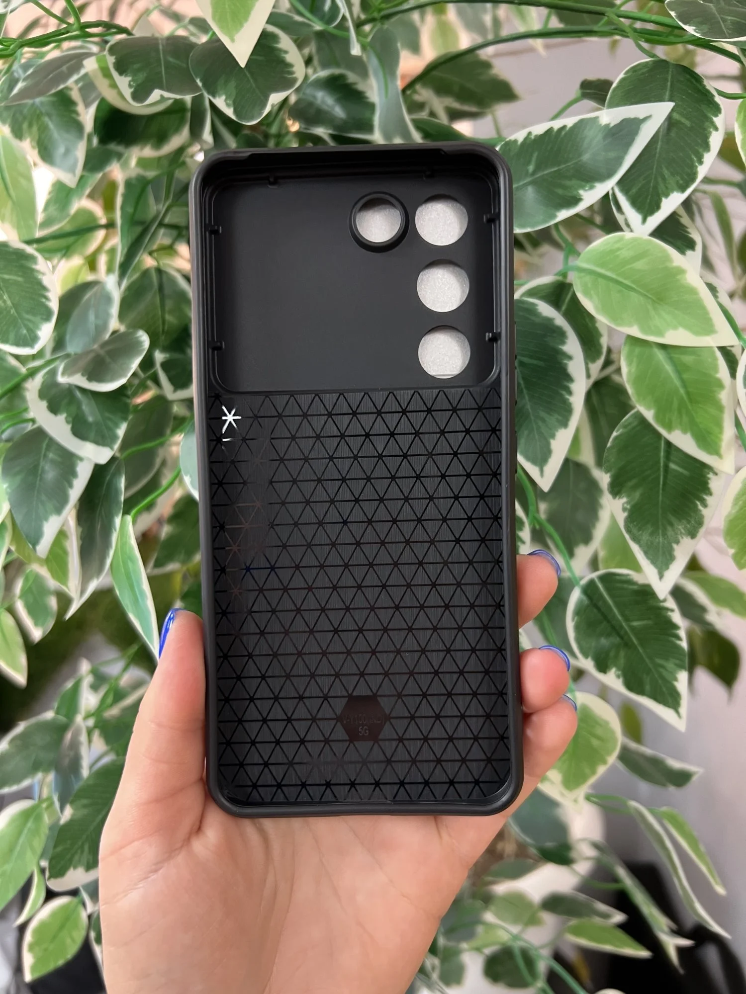 Серебряный чехол противоударный armors для Vivo V30 Lite 4G / Виво В30 Лайт 4G с защитой камеры