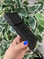 Черный чехол противоударный armors для Vivo V30 Lite 4G / Виво В30 Лайт 4G с защитой камеры