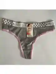 Женские трусы стринги