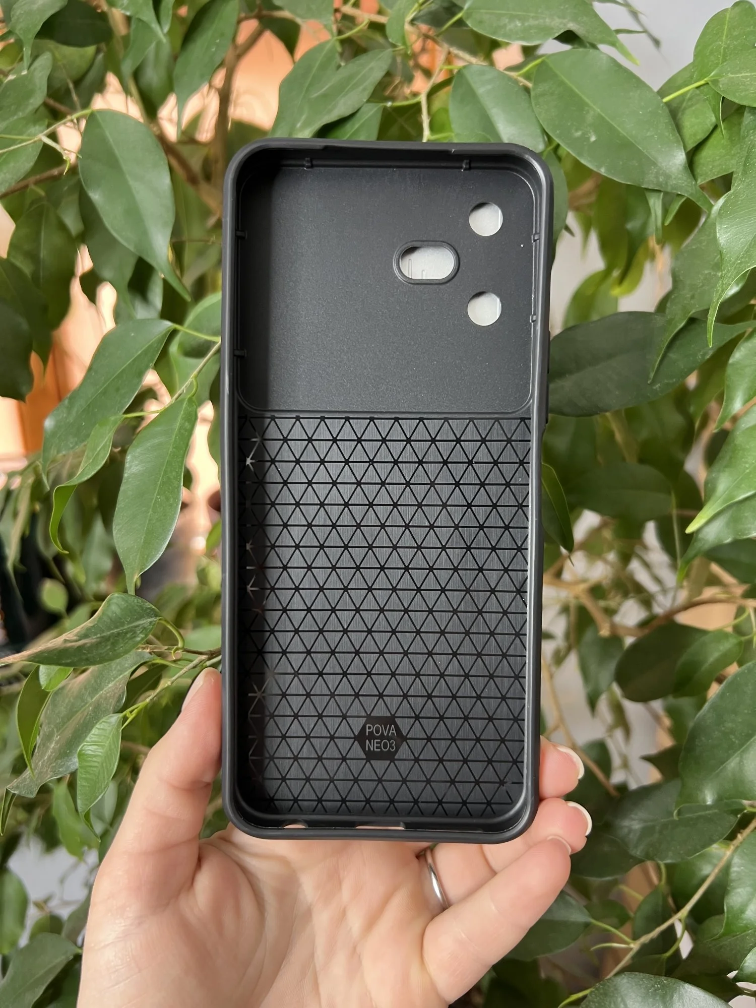 Серебряный чехол противоударный armors для Tecno Pova Neo 3 / Техно Пова Нео 3 с защитой камеры