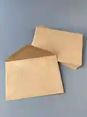 Конверты из крафт-бумаги