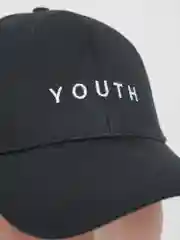 Черный бейсболка Унисекс с надписью "Youth"