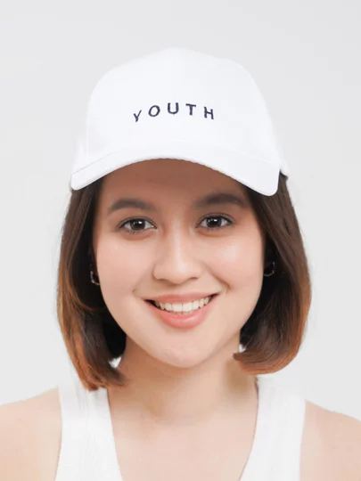 Белый бейсболка Унисекс с надписью "Youth"