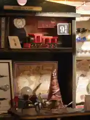 Подарочный конструктор (Румбокс) Yarvita "Магазин Волшебных Палочек" миниатюра DIY House