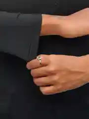 Черный лонгслив женский, тонкая водолазка, блузка в школу