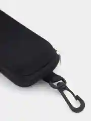 Черный футляр для очков твердый тканевый