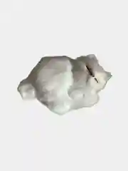 Статуэтка котенка спящего