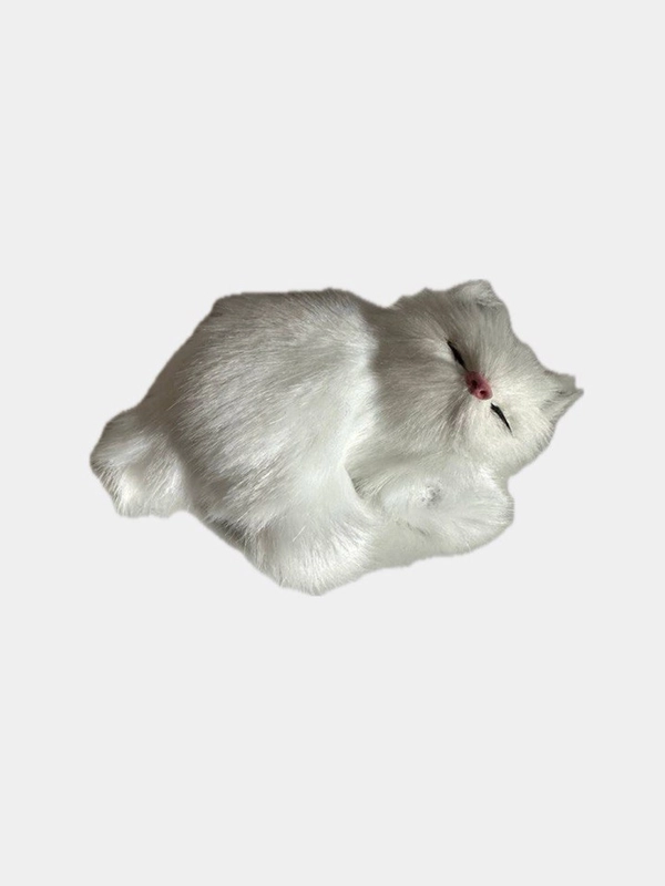 Статуэтка котенка спящего