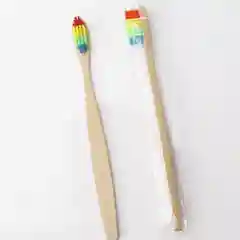 Зубная щетка