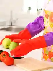 Перчатки резиновые хозяйственные с утеплителем на флисе и длинными нарукавниками, размер М