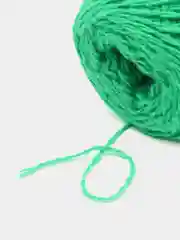 Зеленый пряжа нитки для вязания и рукоделия