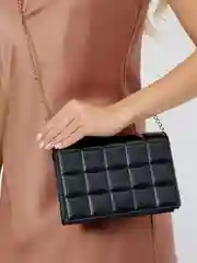 Черный сумка женская с цепочкой, текстурная