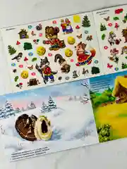 Книжка с заданиями 250 наклеек для малышей сказки наклейки Колобок Теремок наклейки игра
