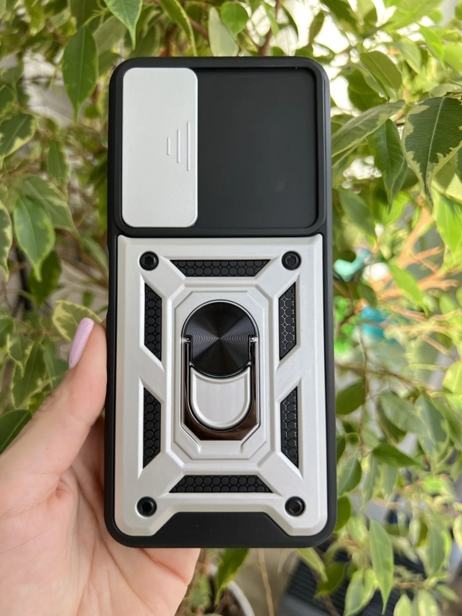 Серебряный чехол противоударный armors для Tecno Pova Neo 2 / Техно Пова Нео 2 с защитой камеры