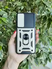 Золотой чехол противоударный armors для Tecno Pova 3 / Техно Пова 3 с защитой камеры
