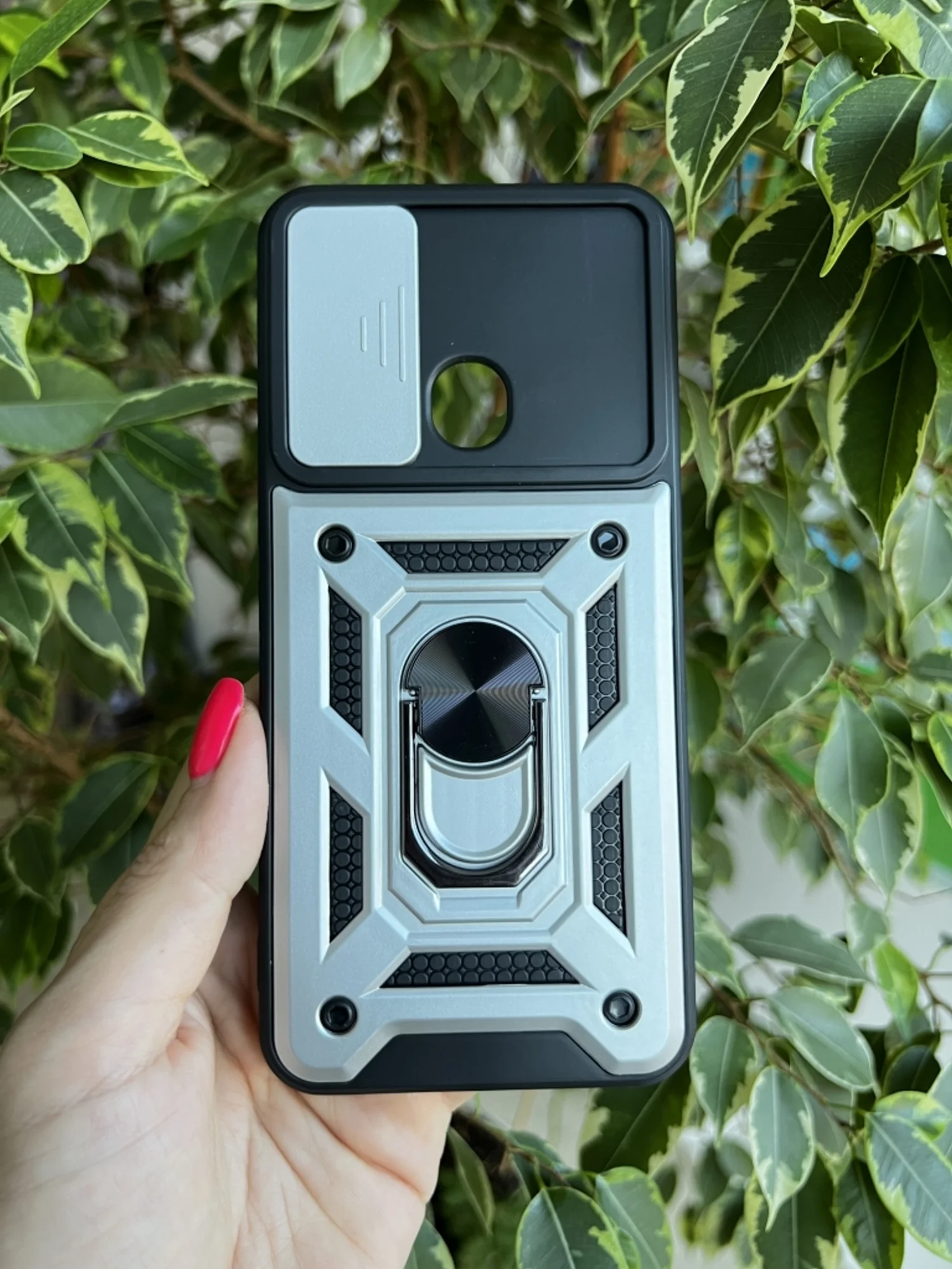 Серебряный чехол противоударный для Tecno Spark 8C и Spark GO 2022 / Техно 8С и Спарк ГО 2022