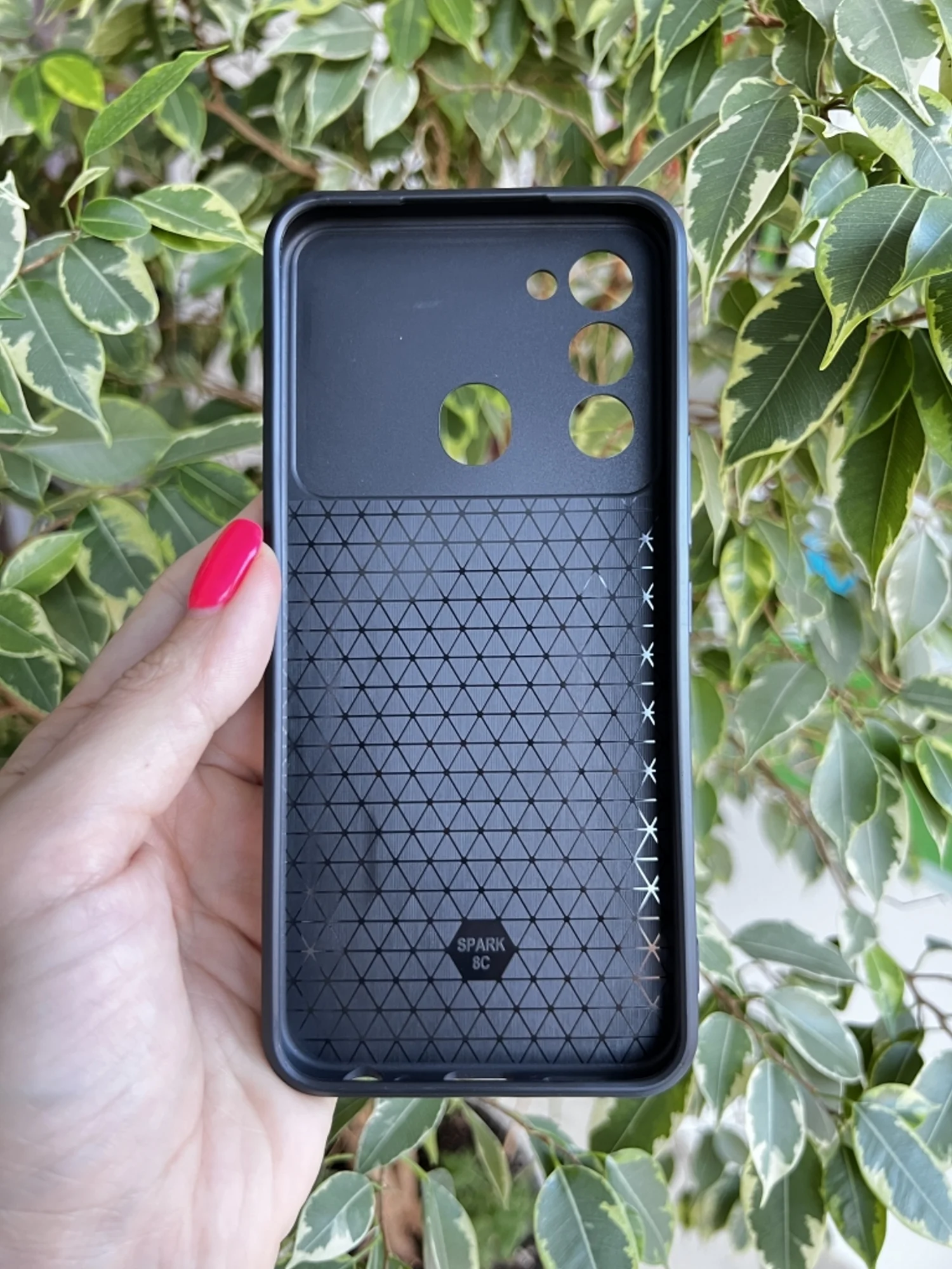 Серебряный чехол противоударный для Tecno Spark 8C и Spark GO 2022 / Техно 8С и Спарк ГО 2022