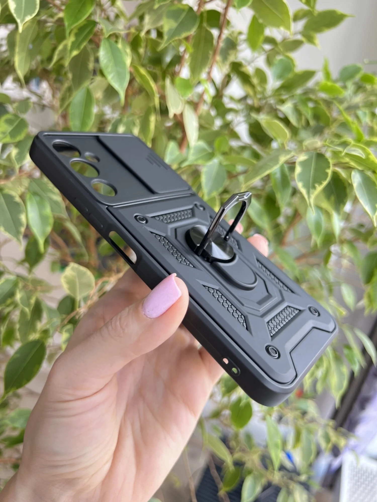 Черный чехол противоударный armors для Tecno Pova 4 / Техно Пова 4 с защитой камеры