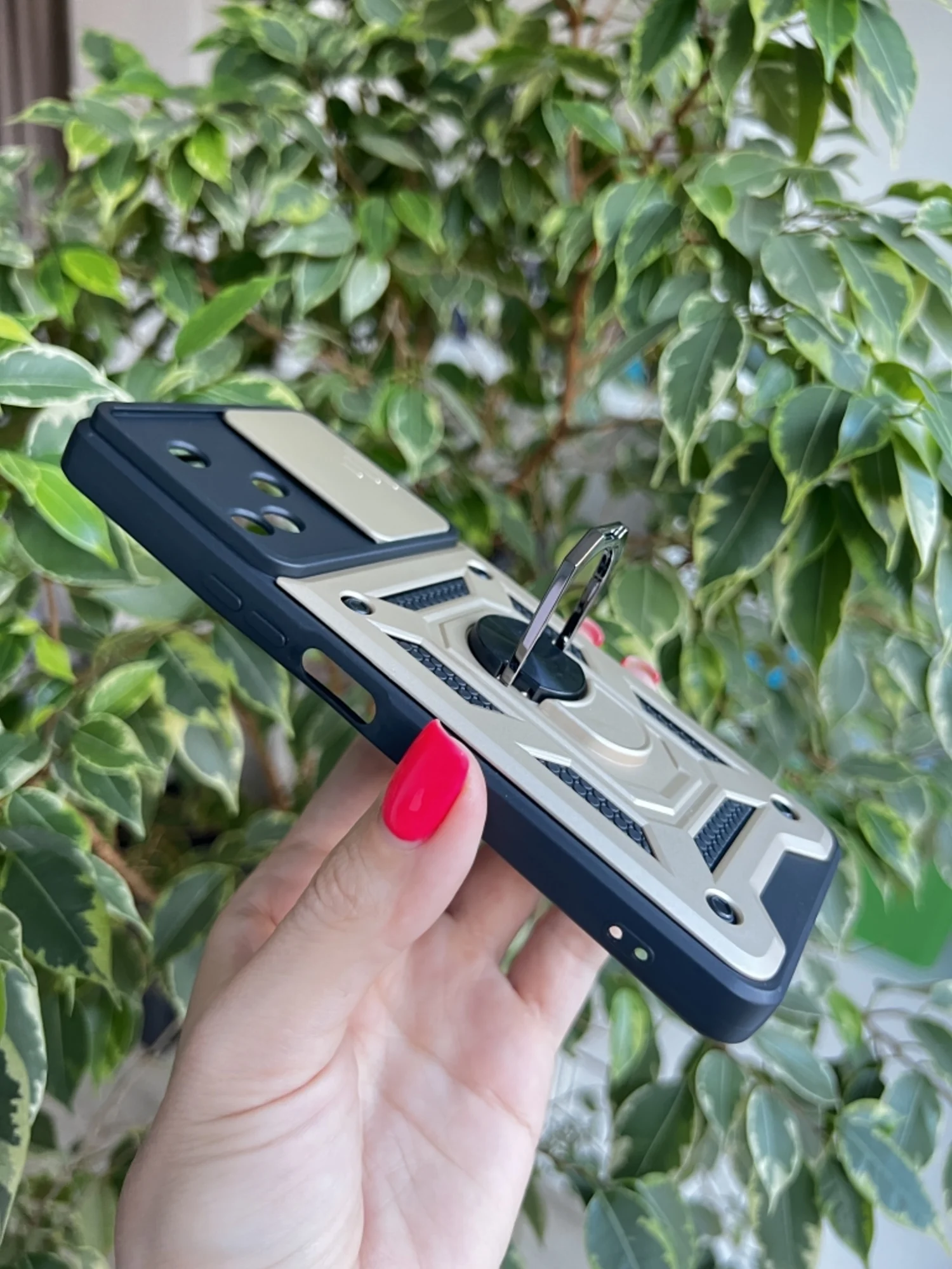 Золотой чехол противоударный armors для Tecno Camon 19 и 19 Pro / Техно Камон 19 и 19 Про