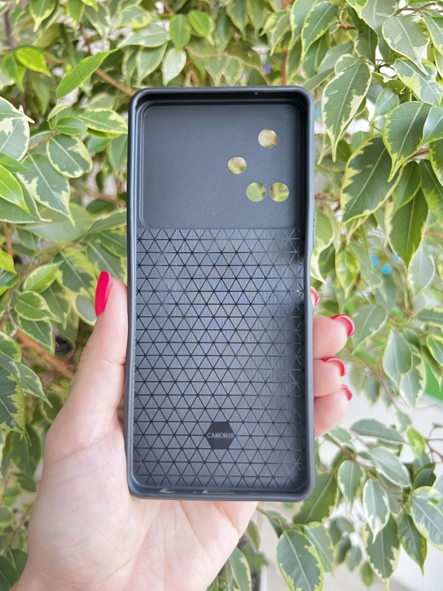 Золотой чехол противоударный armors для Tecno Camon 19 и 19 Pro / Техно Камон 19 и 19 Про
