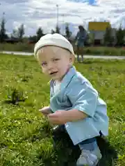 Молочный детский докер на липучке с буквой R , детская кепка без козырька , детская панама