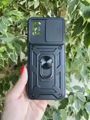 Черный чехол противоударный armors для Tecno Pova 2 / Техно Пова 2 с защитой камеры