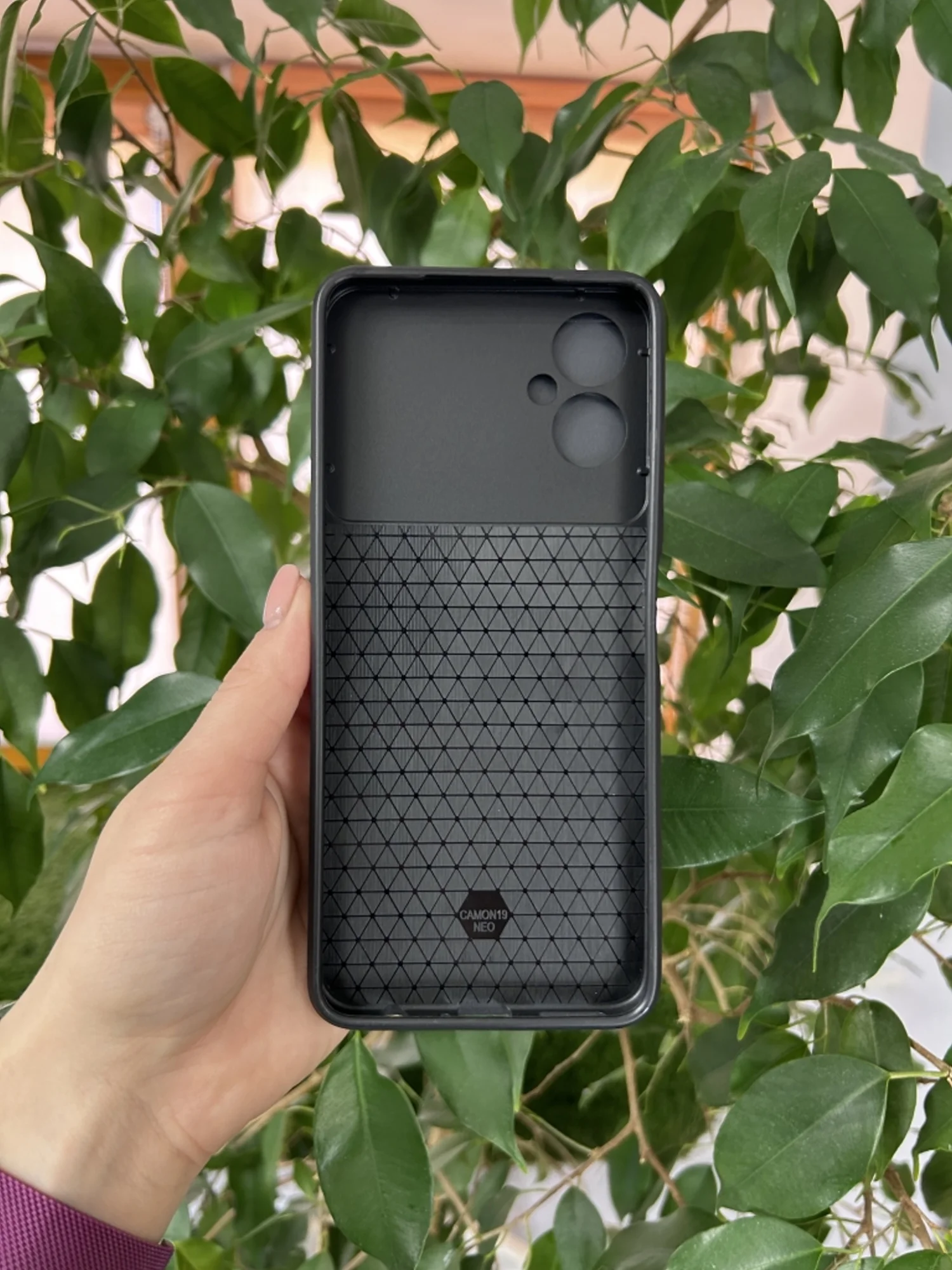 Черный чехол противоударный armors для Tecno Camon 19 Neo / Техно Камон 19 Нео с защитой камеры